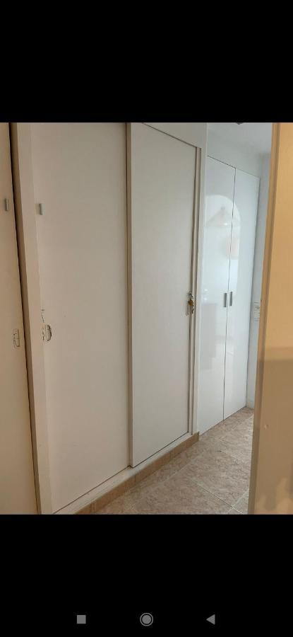 Estudio En La Colina Zona Playamar 托雷莫利诺斯 外观 照片